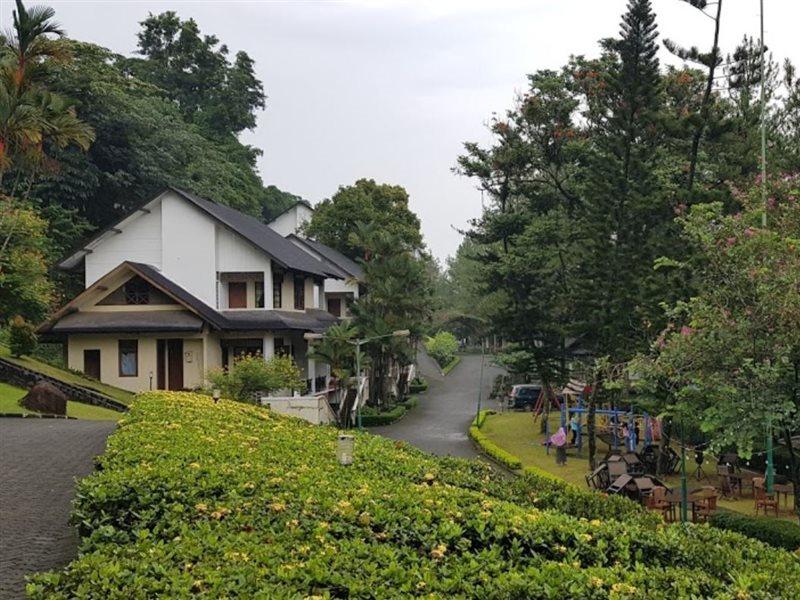 Gunung Geulis Cottages Managed By Royal Tulip Bogor Ngoại thất bức ảnh