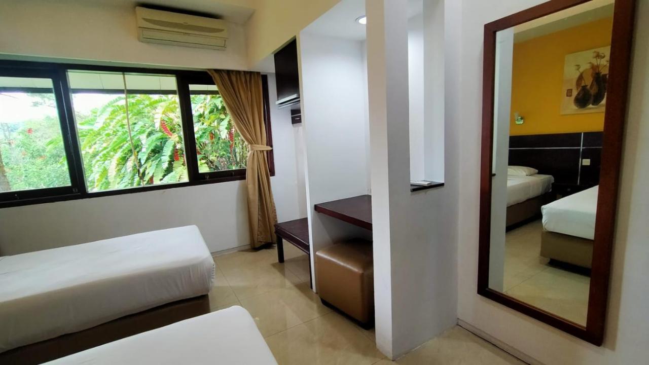 Gunung Geulis Cottages Managed By Royal Tulip Bogor Ngoại thất bức ảnh